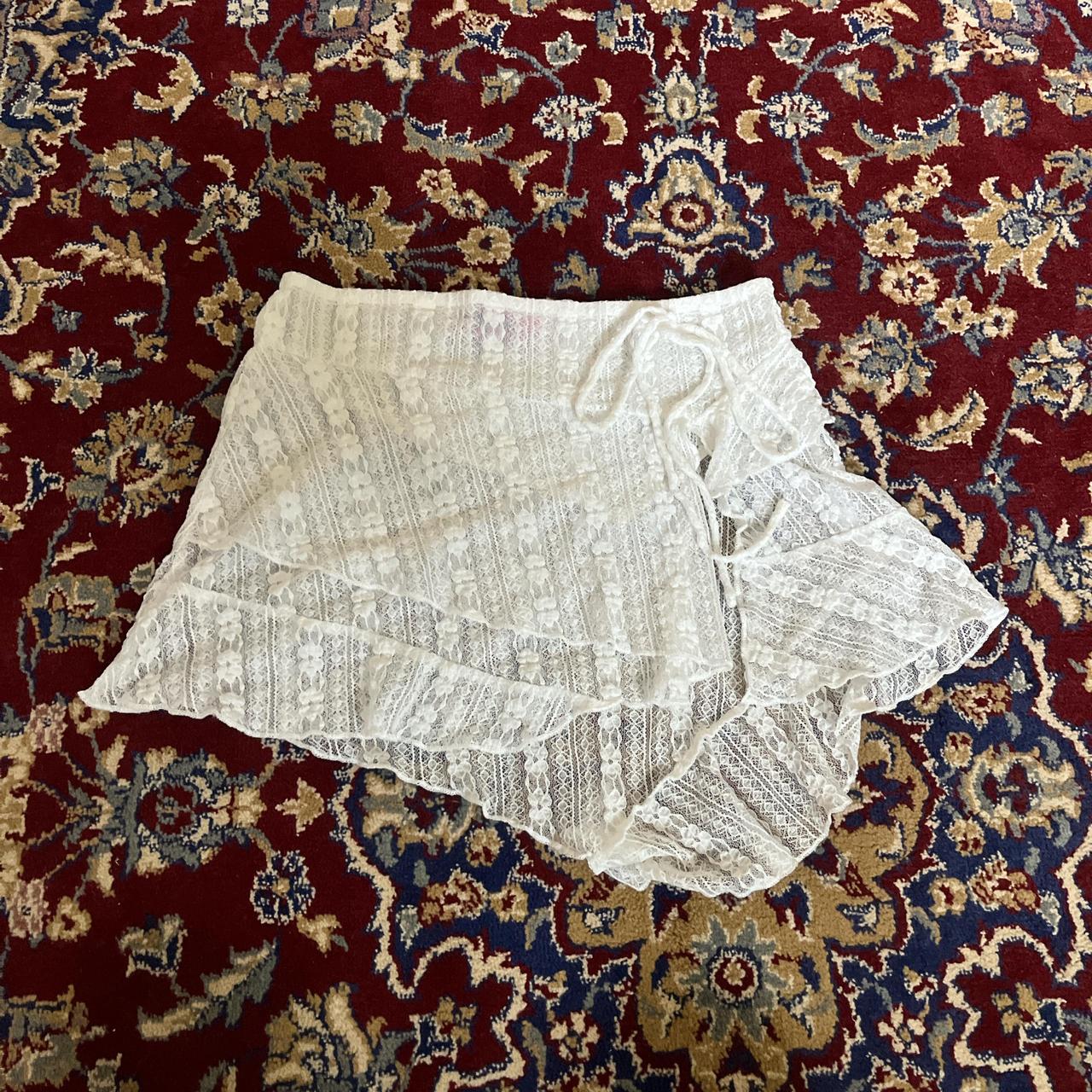 Edikted Women's Skirt - White - XS – Edikted whit… - image 3