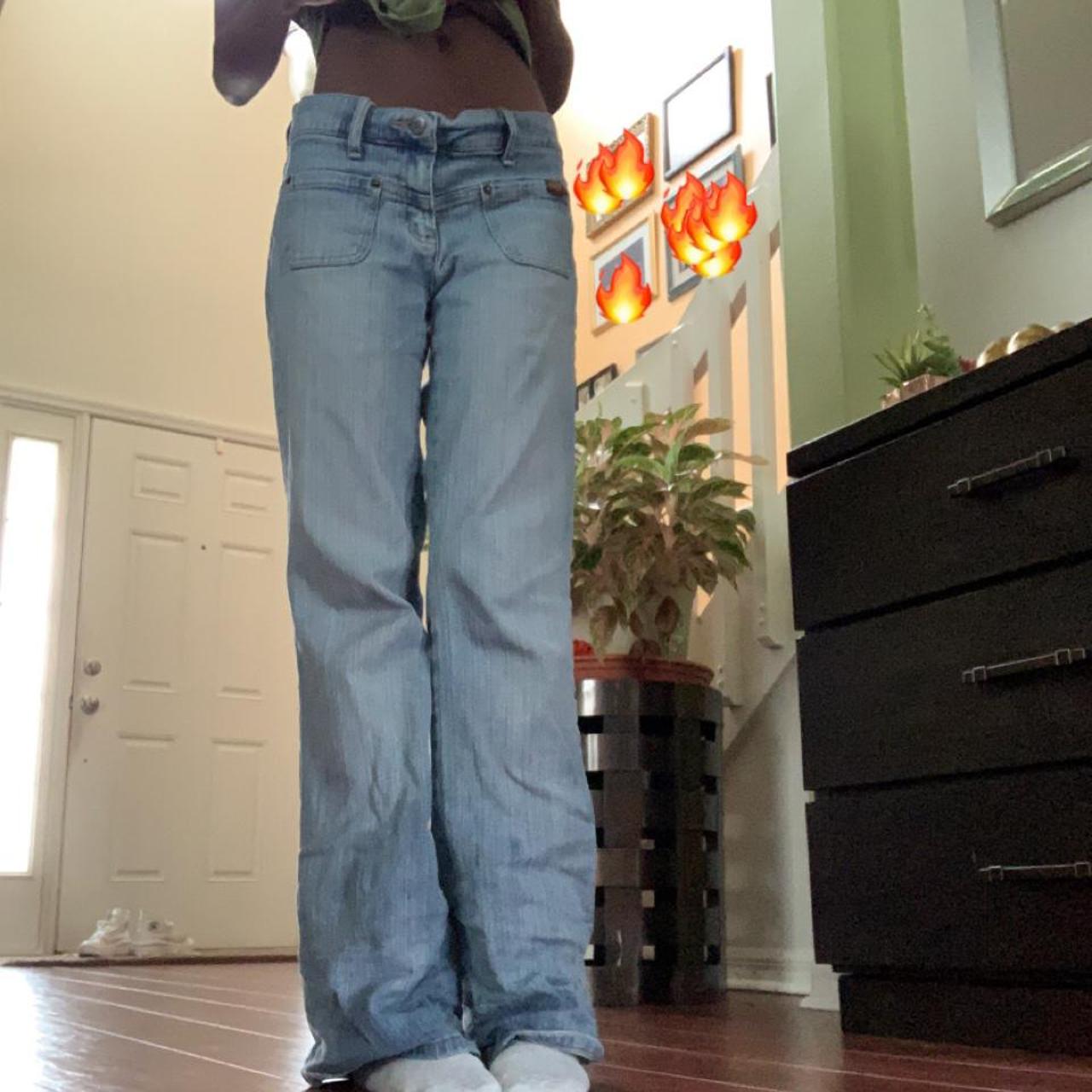 item listed by hellokellay