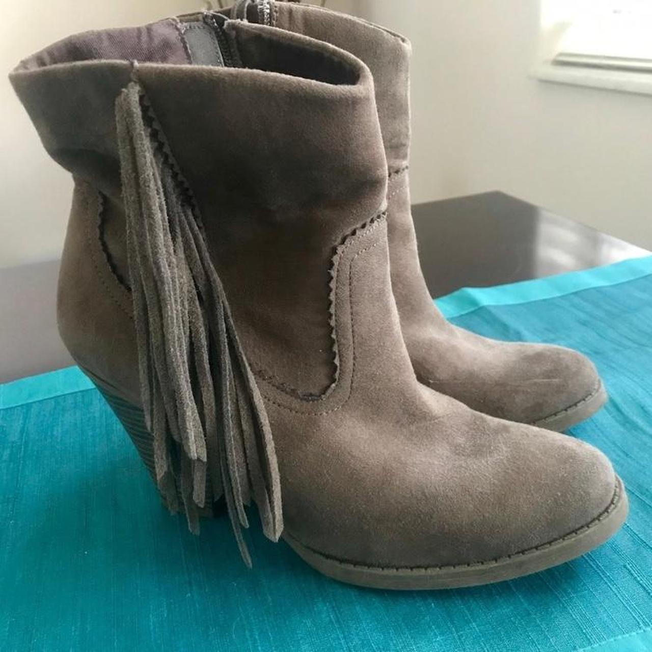 Target deals fringe boots