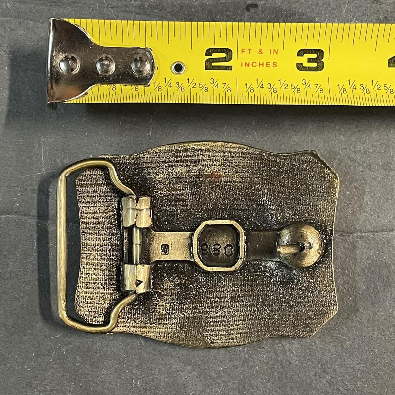 Vintage fish belt buckle. This vintage brass belt