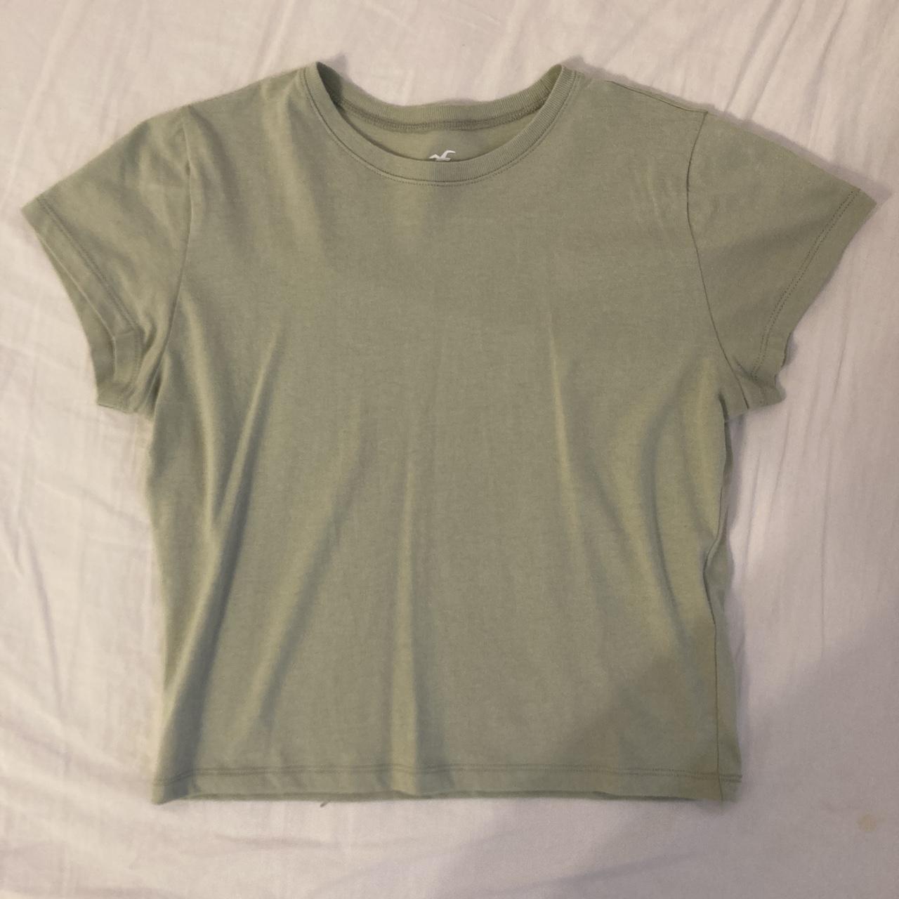 Hollister Co. Women's Green T-shirt | Depop