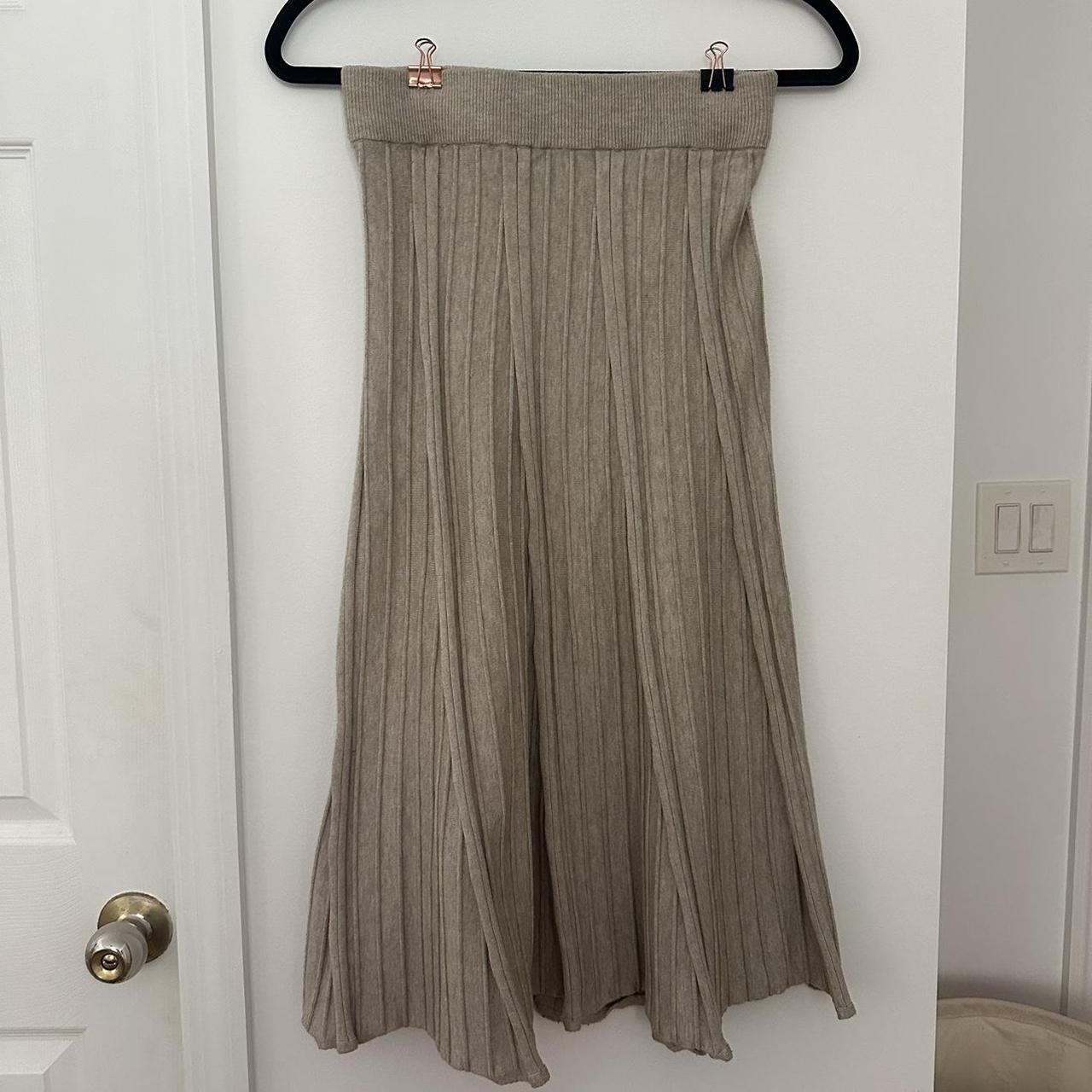 item listed by gloriousss