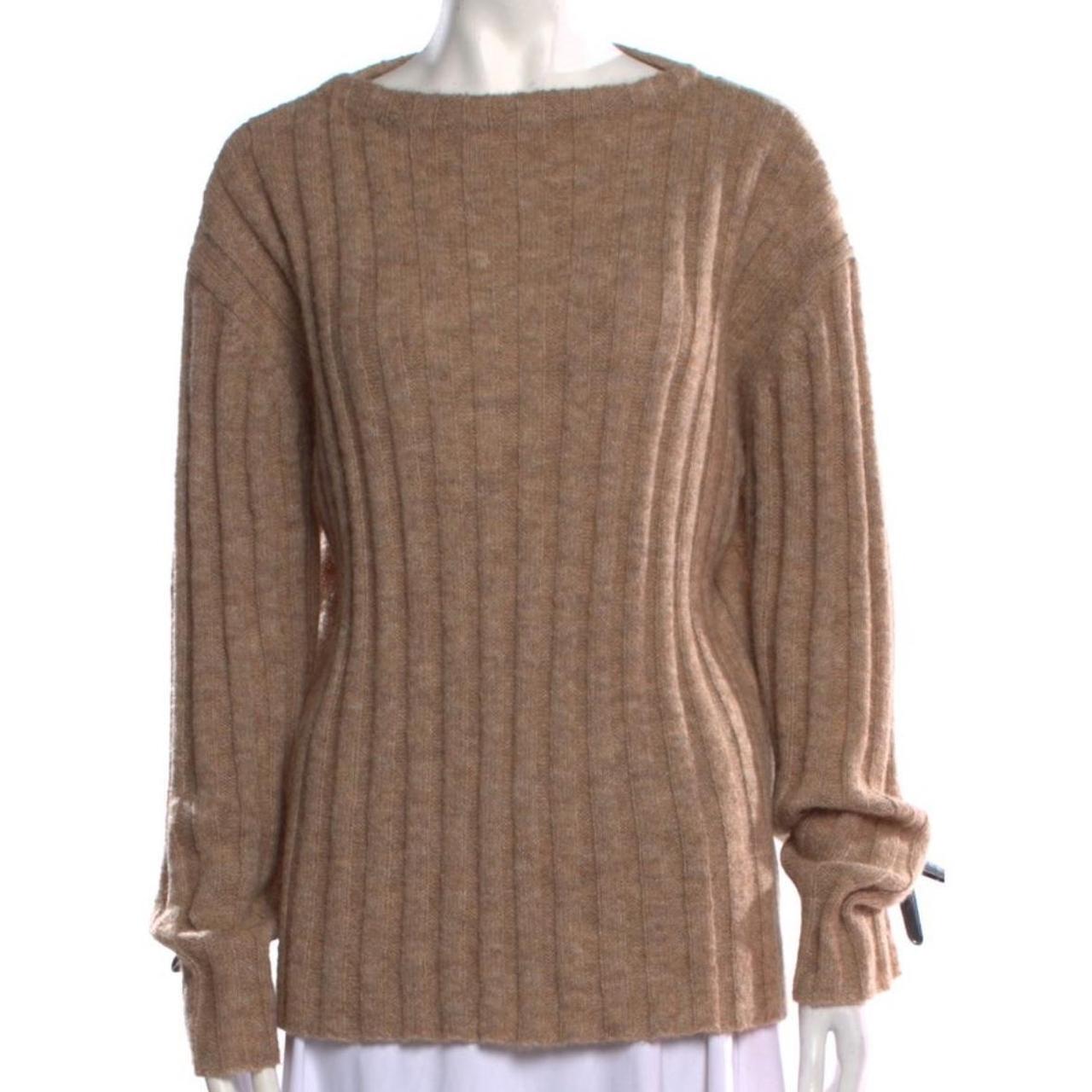 item listed by gloriousss