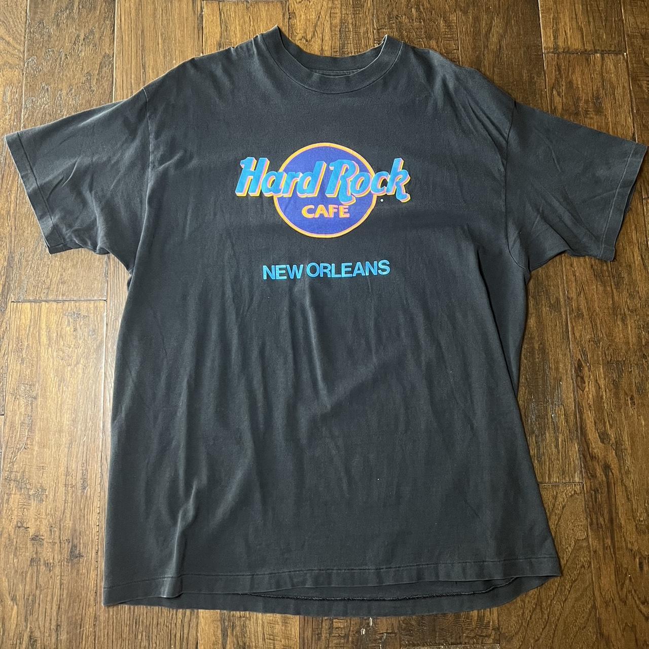 Hard Rock Cafe Men's Black and Purple T-shirt | Depop