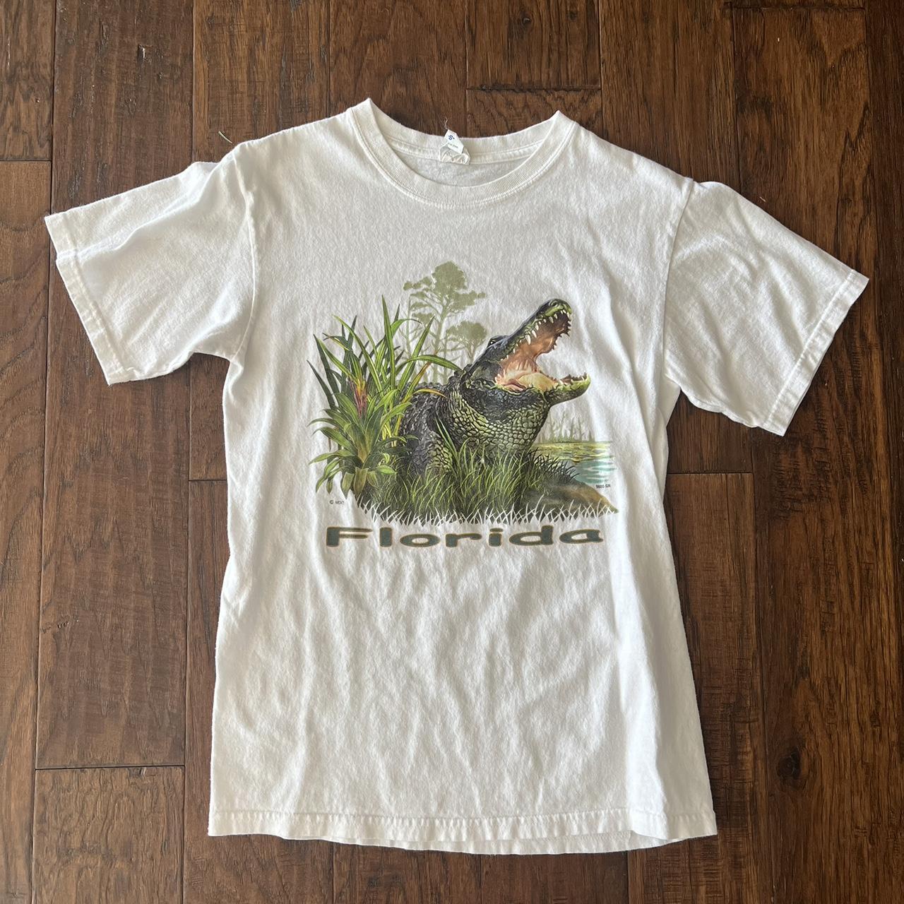 American Vintage Men's Green and White T-shirt | Depop