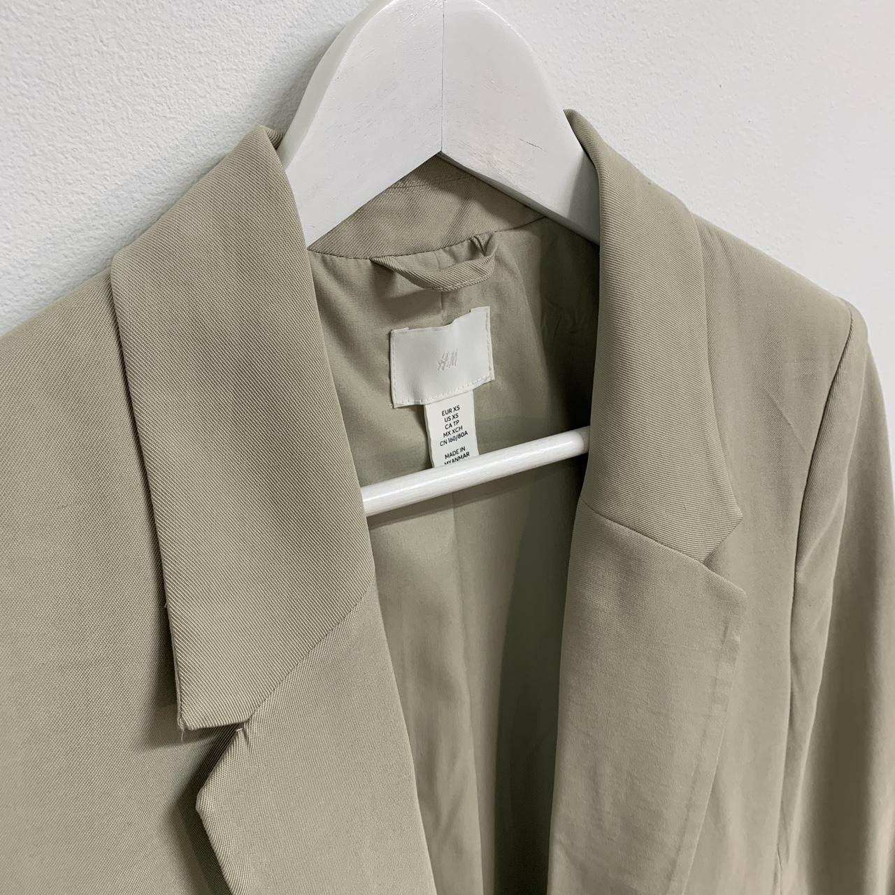 H&M Women's Green and Cream Suit Depop