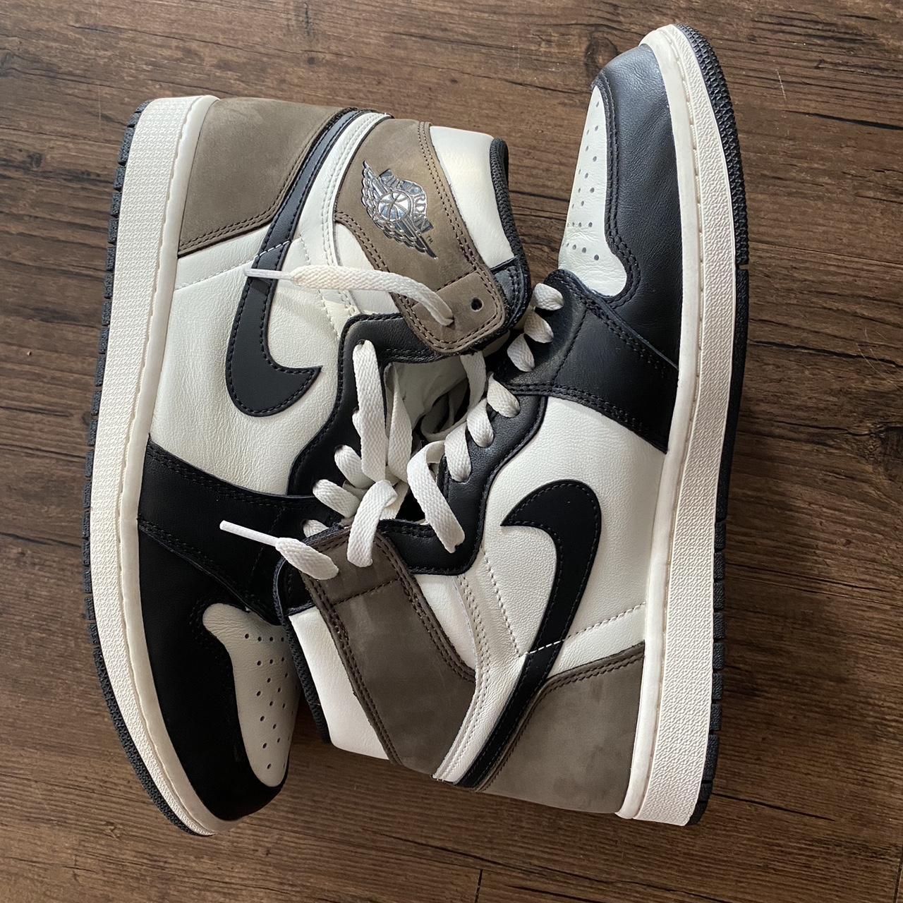 jordan 1 mocha size