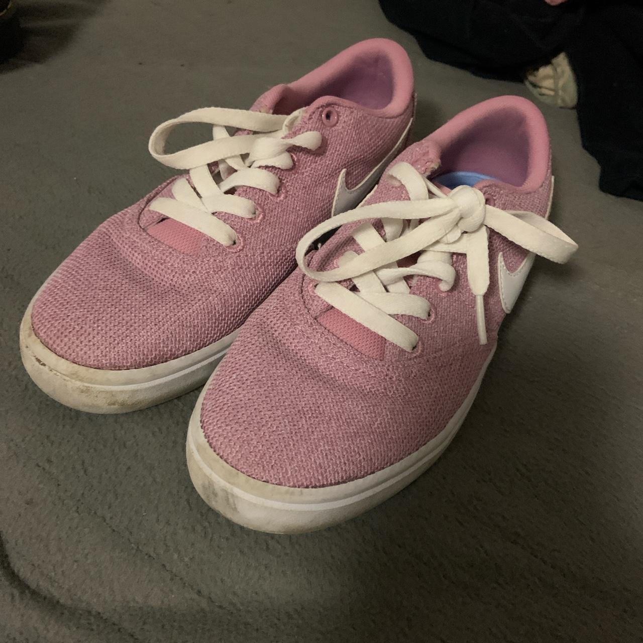Nike Women's Pink and White Trainers
