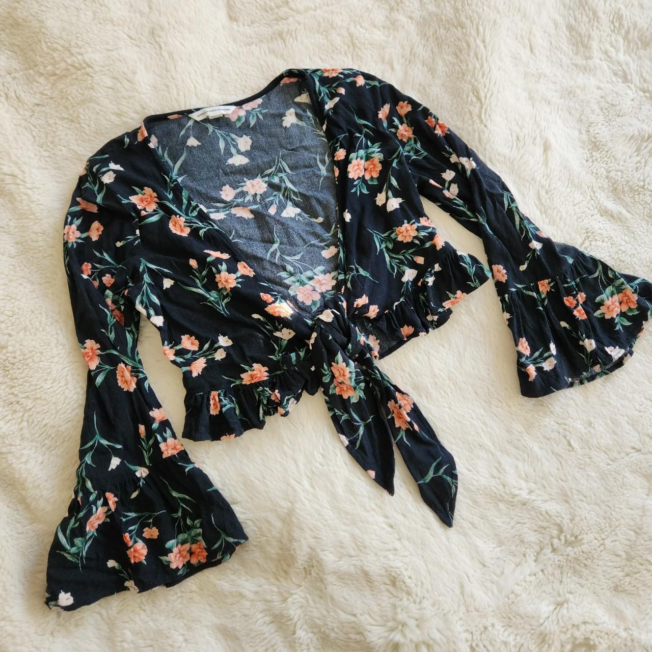 american eagle floral blouse