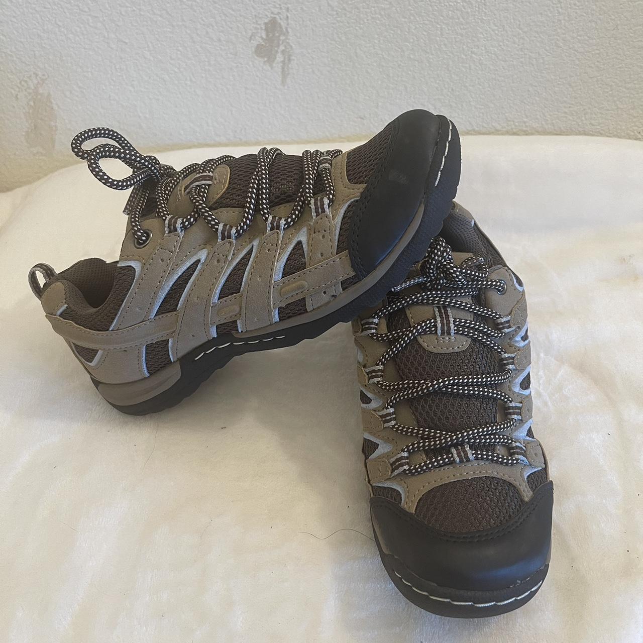 CLIFFS SHOES BY WHITE MOUNTAIN -lace up walking... - Depop