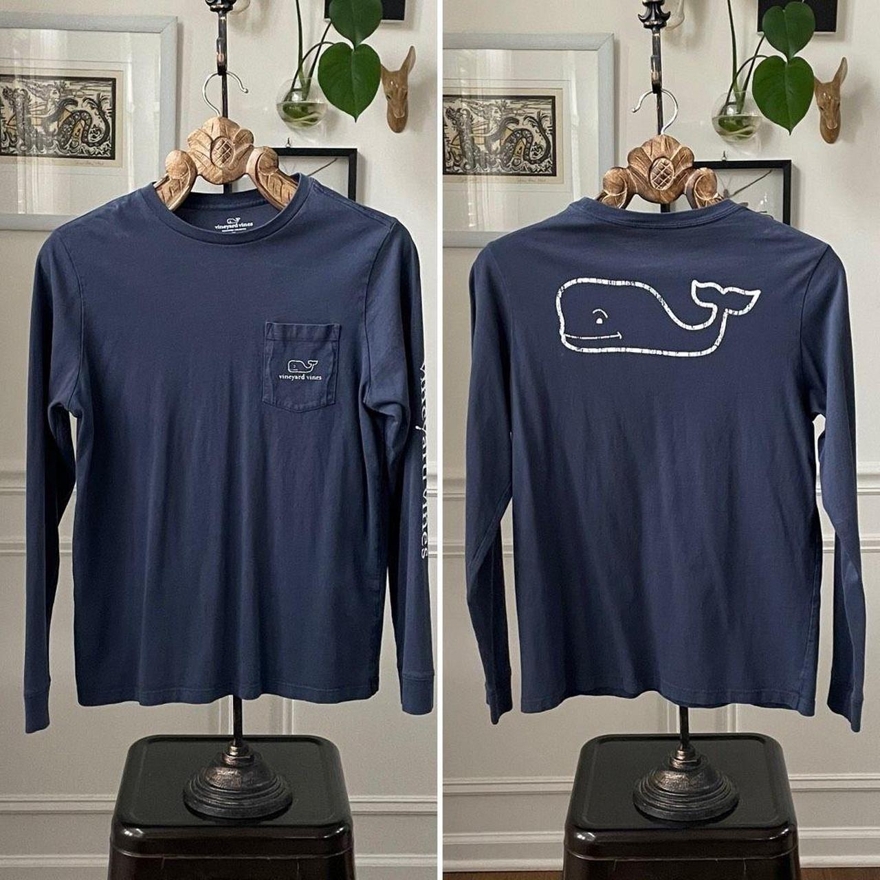 Vineyard vine shirt - Depop