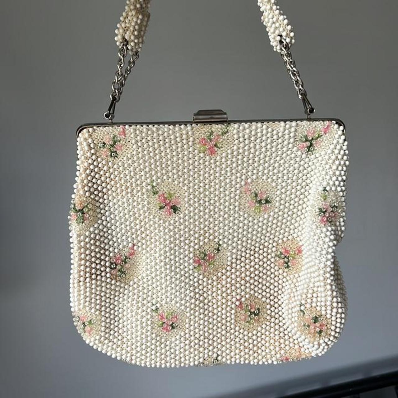 How To Make A Beaded Bag (Free Pattern and Video!) – Fashion Wanderer