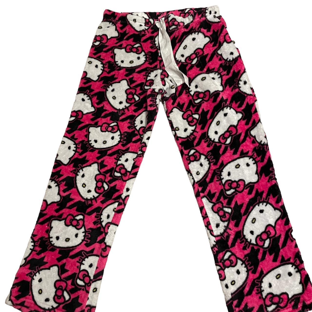 💕 Hello Kitty pajama pants 💕 some pilling on the tie Depop