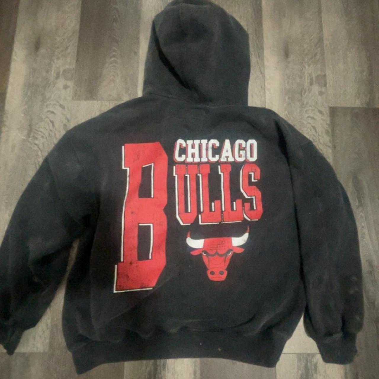 abercrombie chicago bulls oversized hoodie - Depop