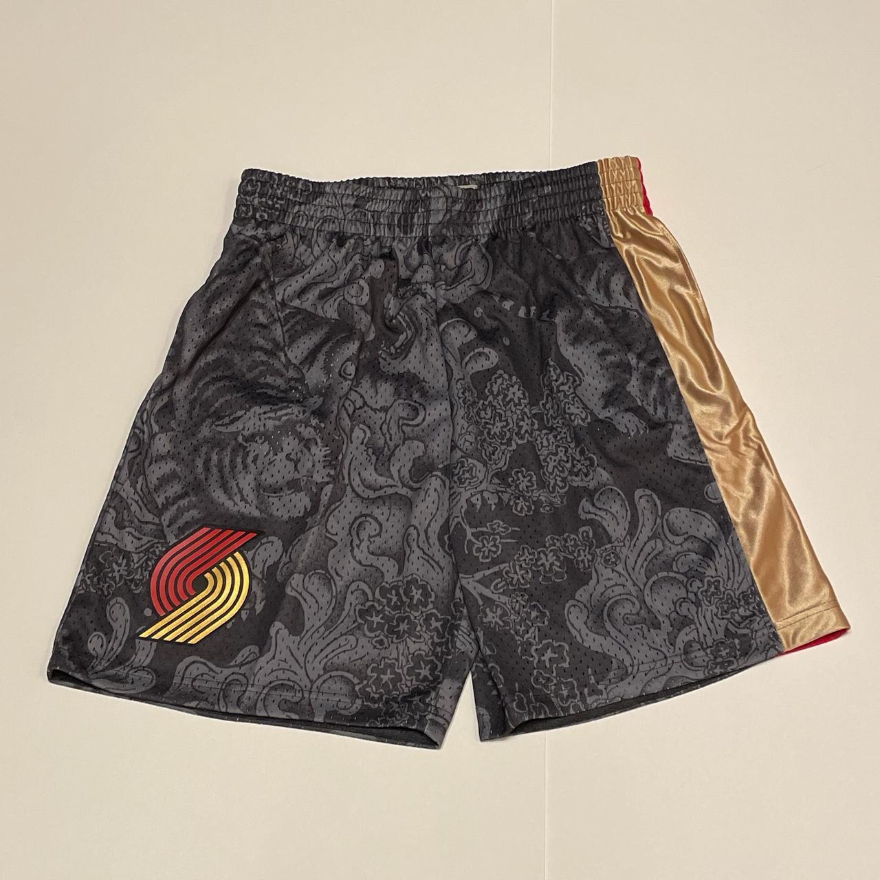 Mitchell & Ness Blazer Shorts 2XL fits like a XL - Depop