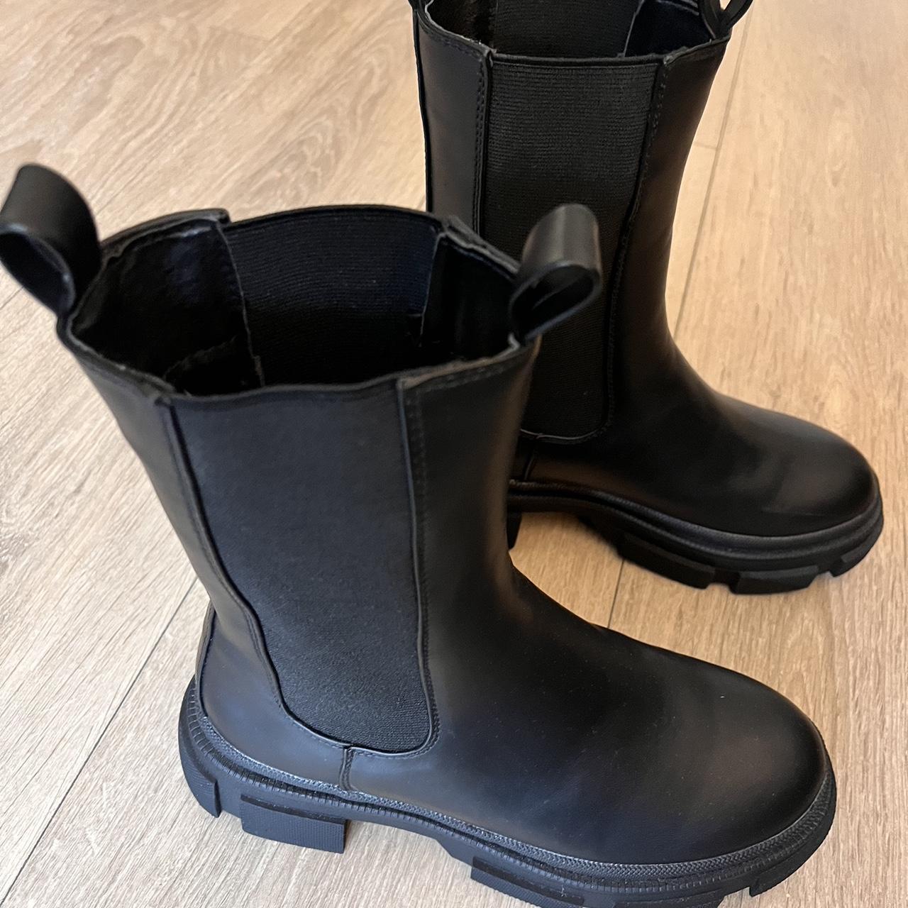 missguided black chunky boots