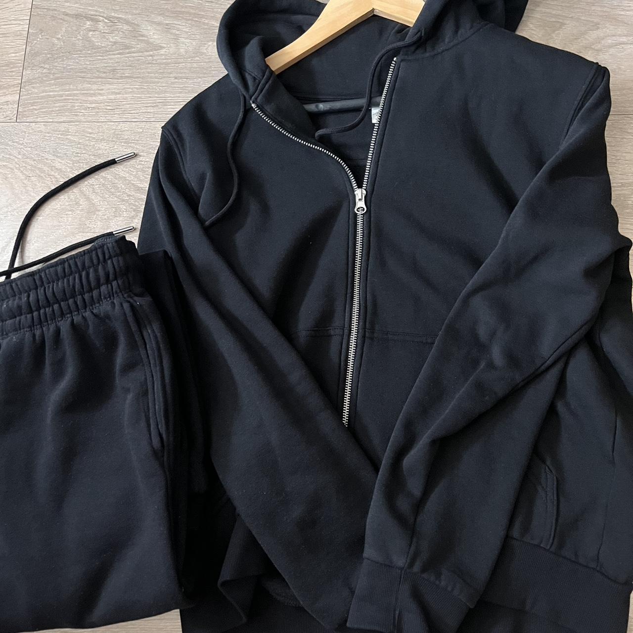 H&M Black zip up hoodie with matching... Depop