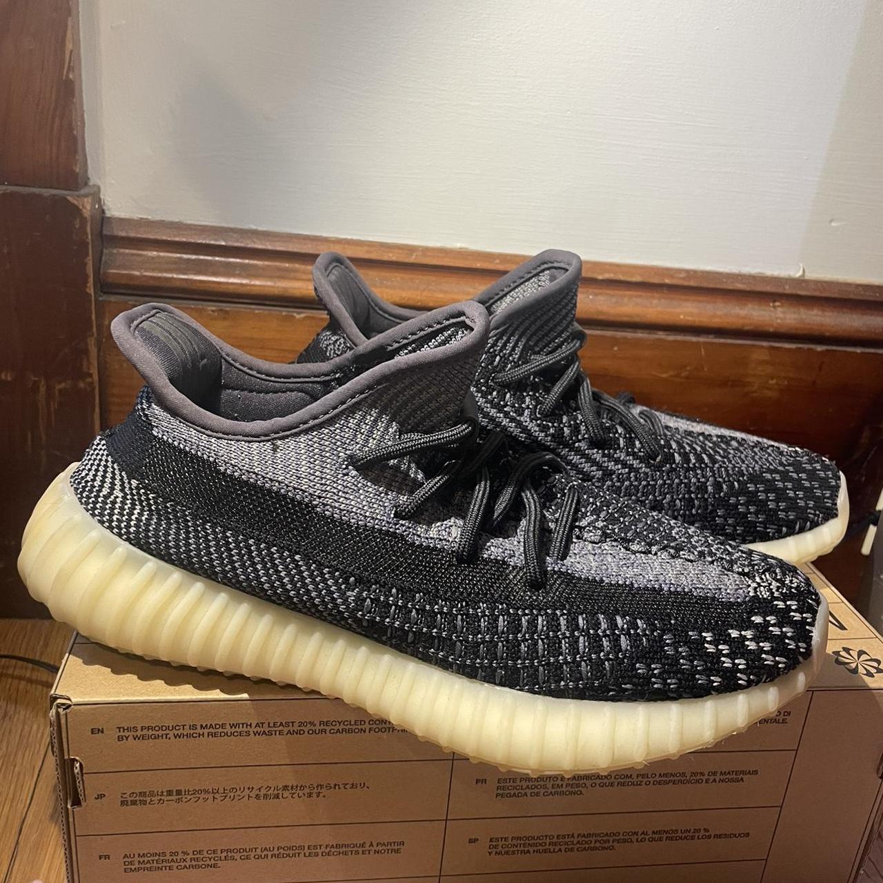 yeezy boost 350 v2 carbon womens