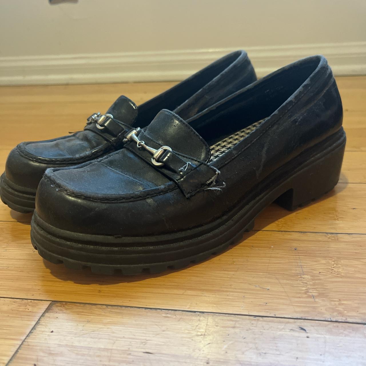 Union Bay Women's Black Loafers (2)
