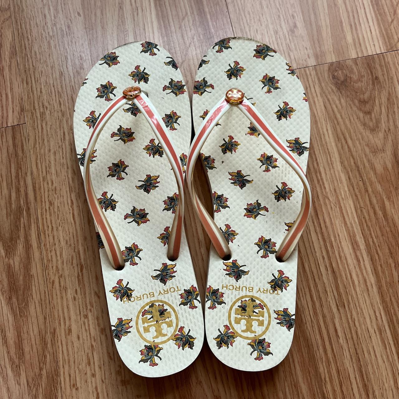 Tory Burch Women's Flipflops | Depop