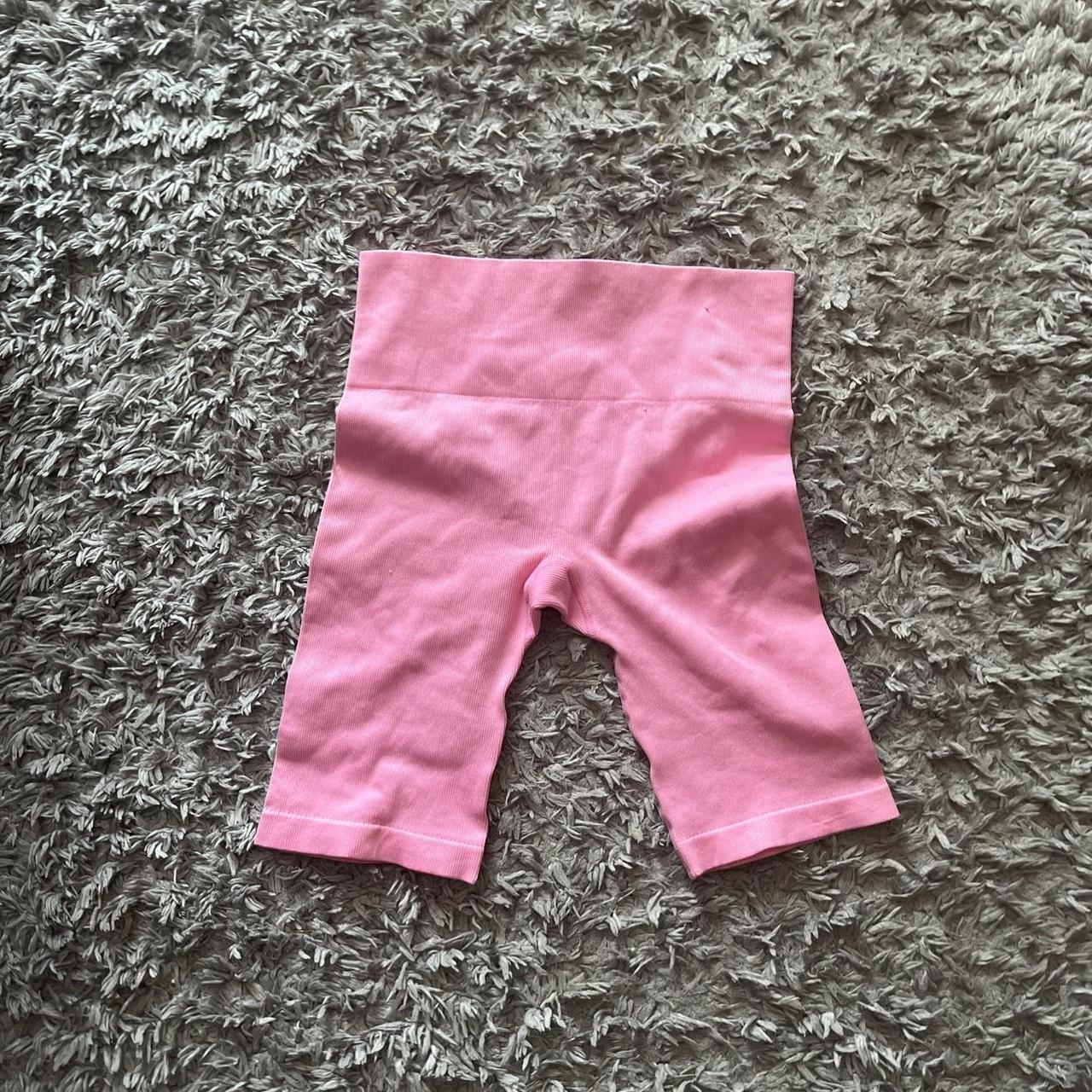 Primark seamless shorts , Pink seamless shorts, Size