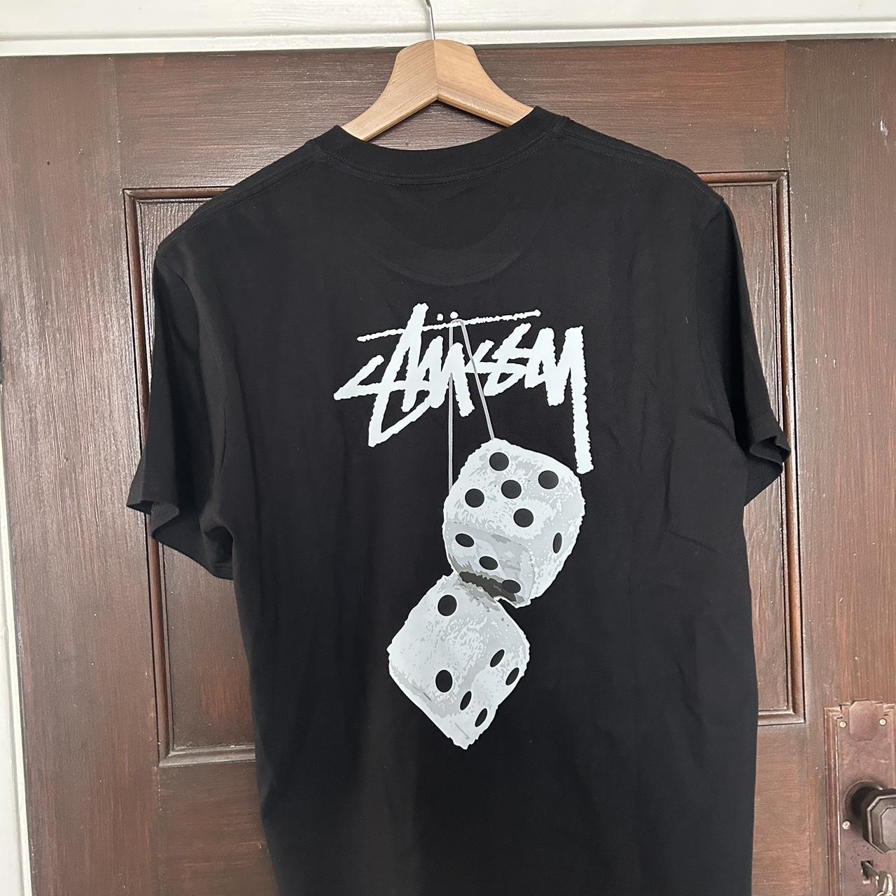 Stüssy Men's Black and White T-shirt | Depop