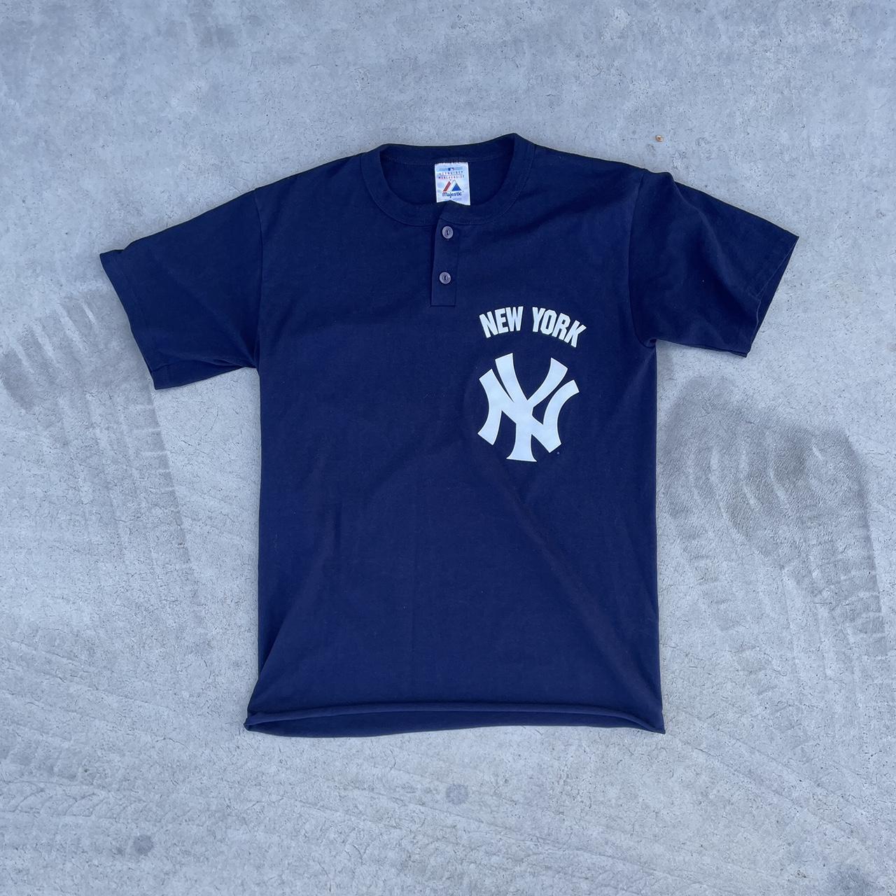 Majestic Athletic, Tops, New York Yankees Cropped Tee