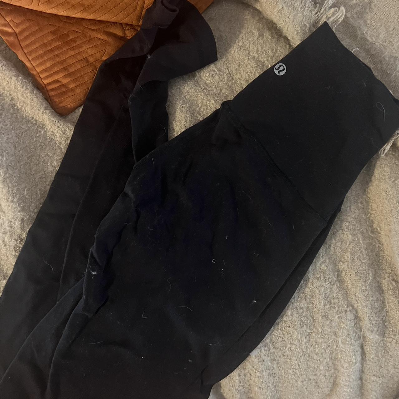 Lululemon Black Leggings (Size: 4)