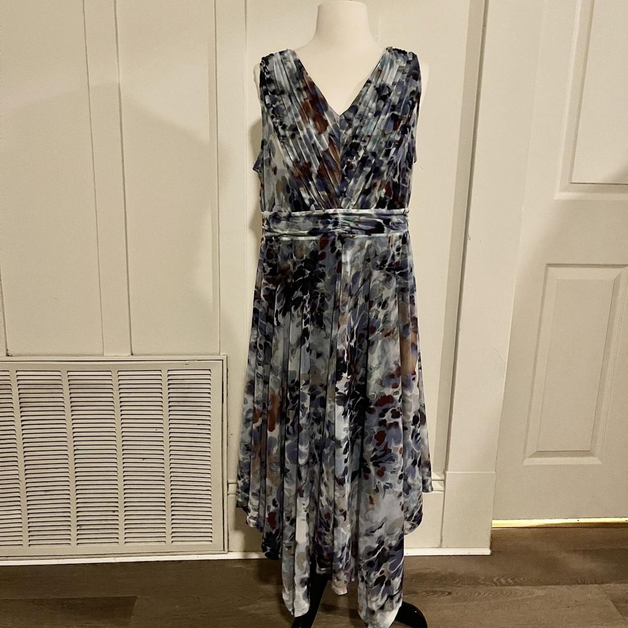 Vera wang outlet floral dress