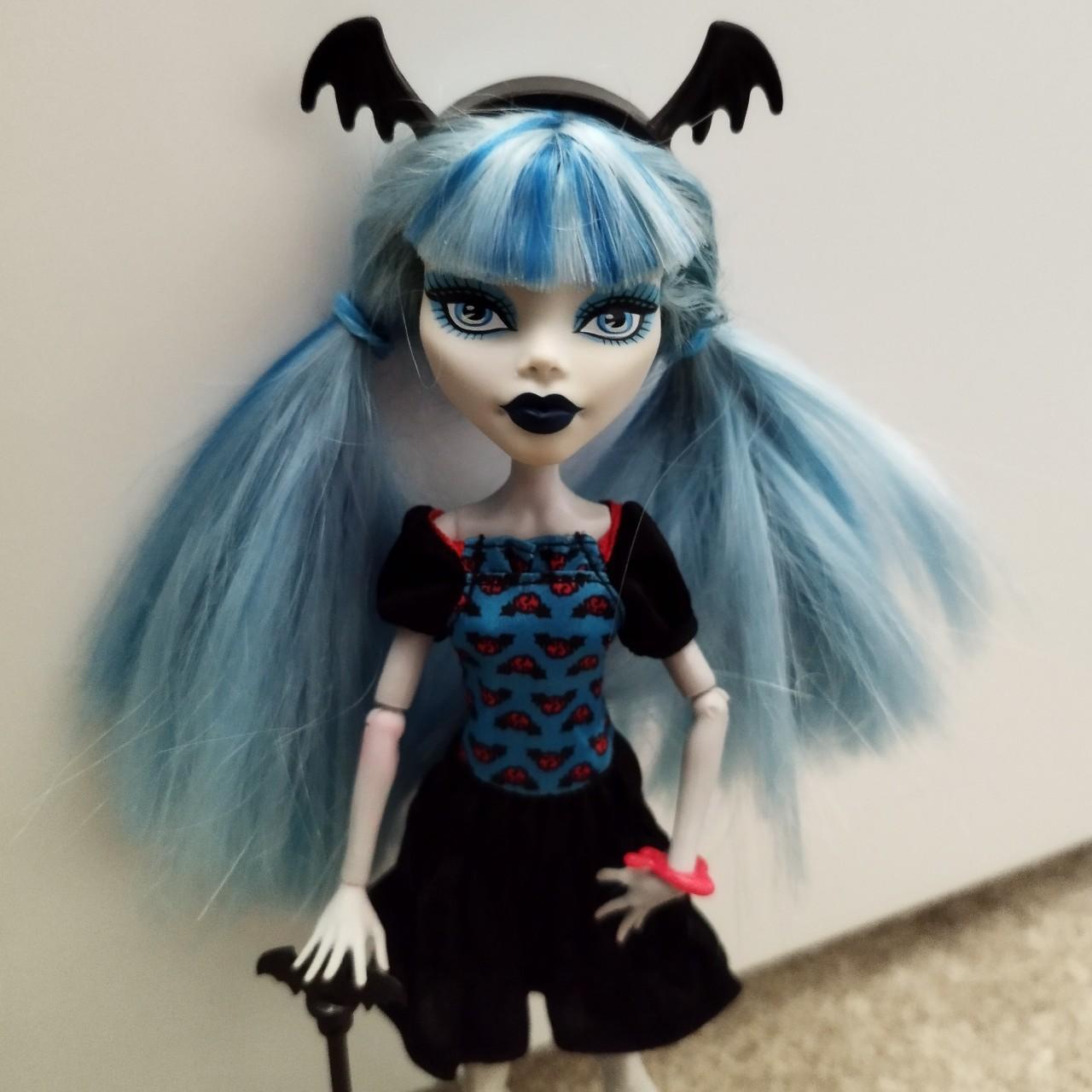 Monster High Ghoulia Yelps Draculaura Inspired... - Depop