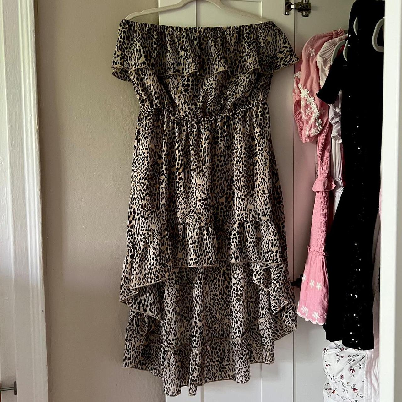 item listed by vxc1999_