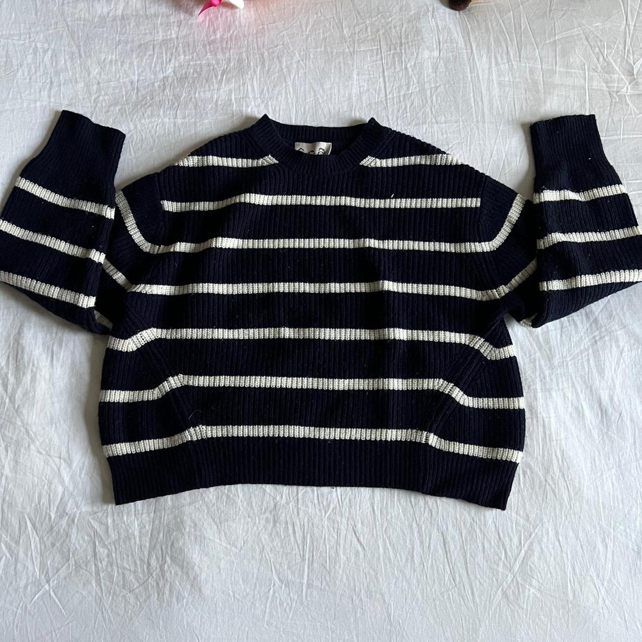 item listed by vxc1999_