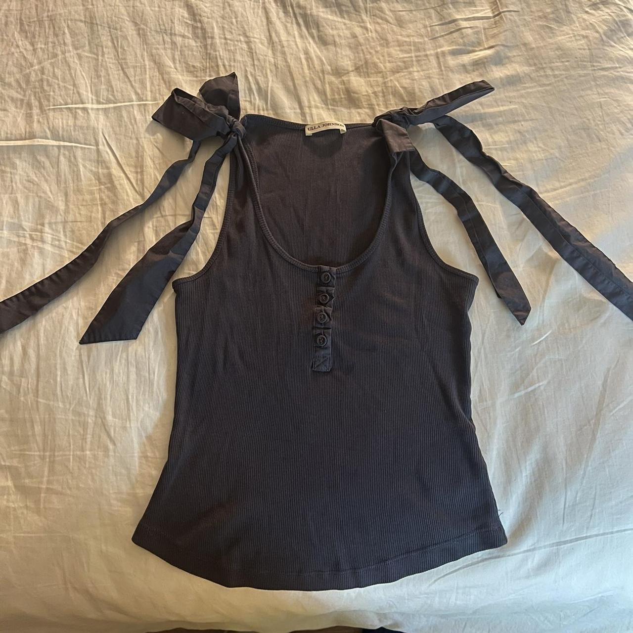 item listed by vxc1999_