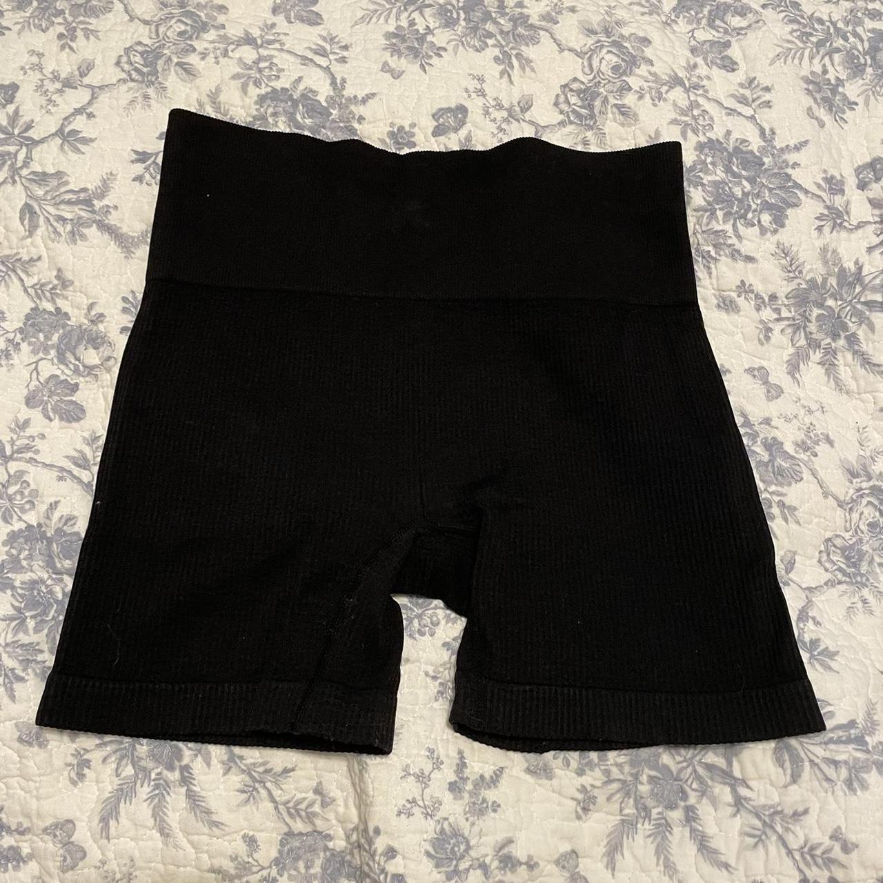 Ribbed Black Biker Shorts size med, can fit small!... Depop