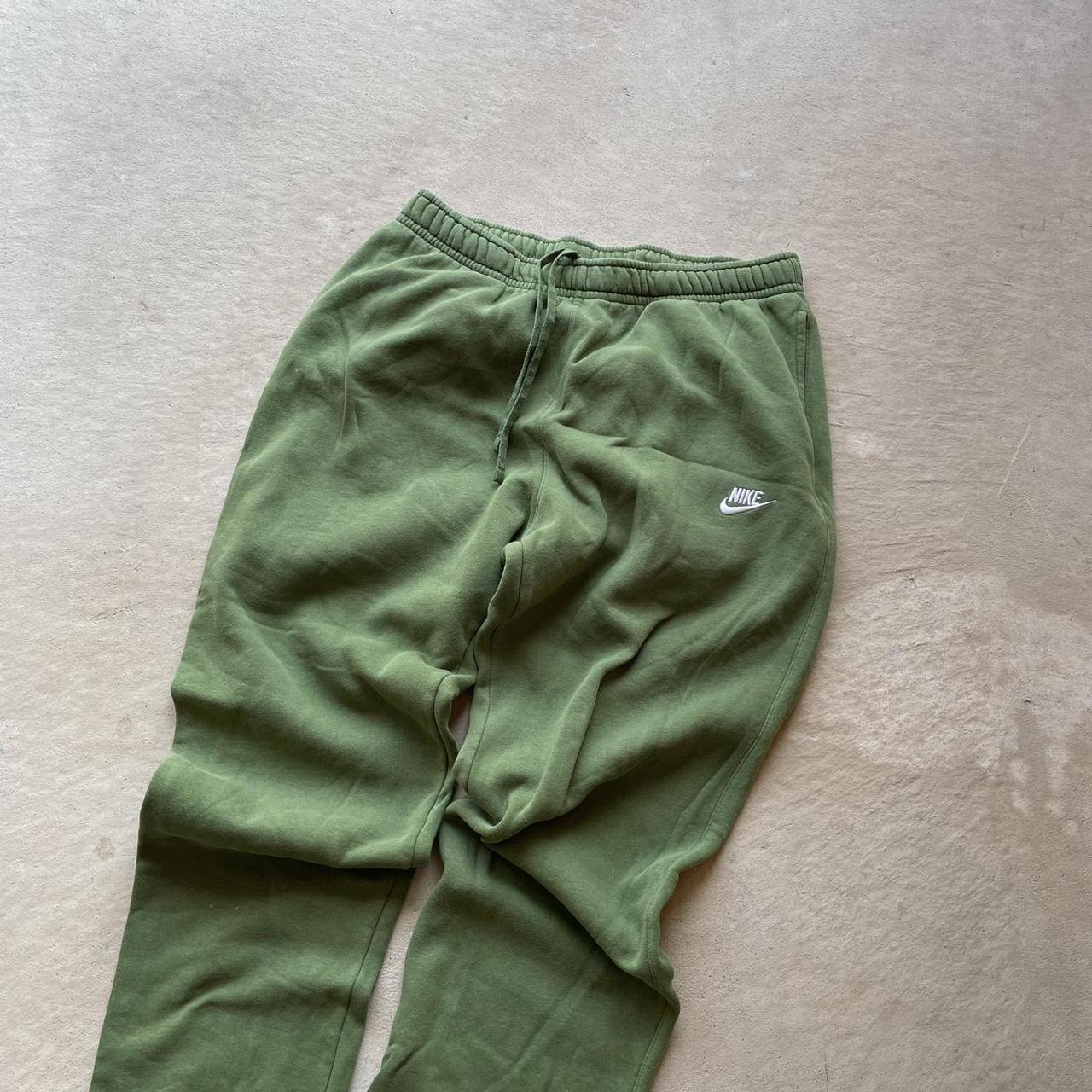olive green sweatpants nike