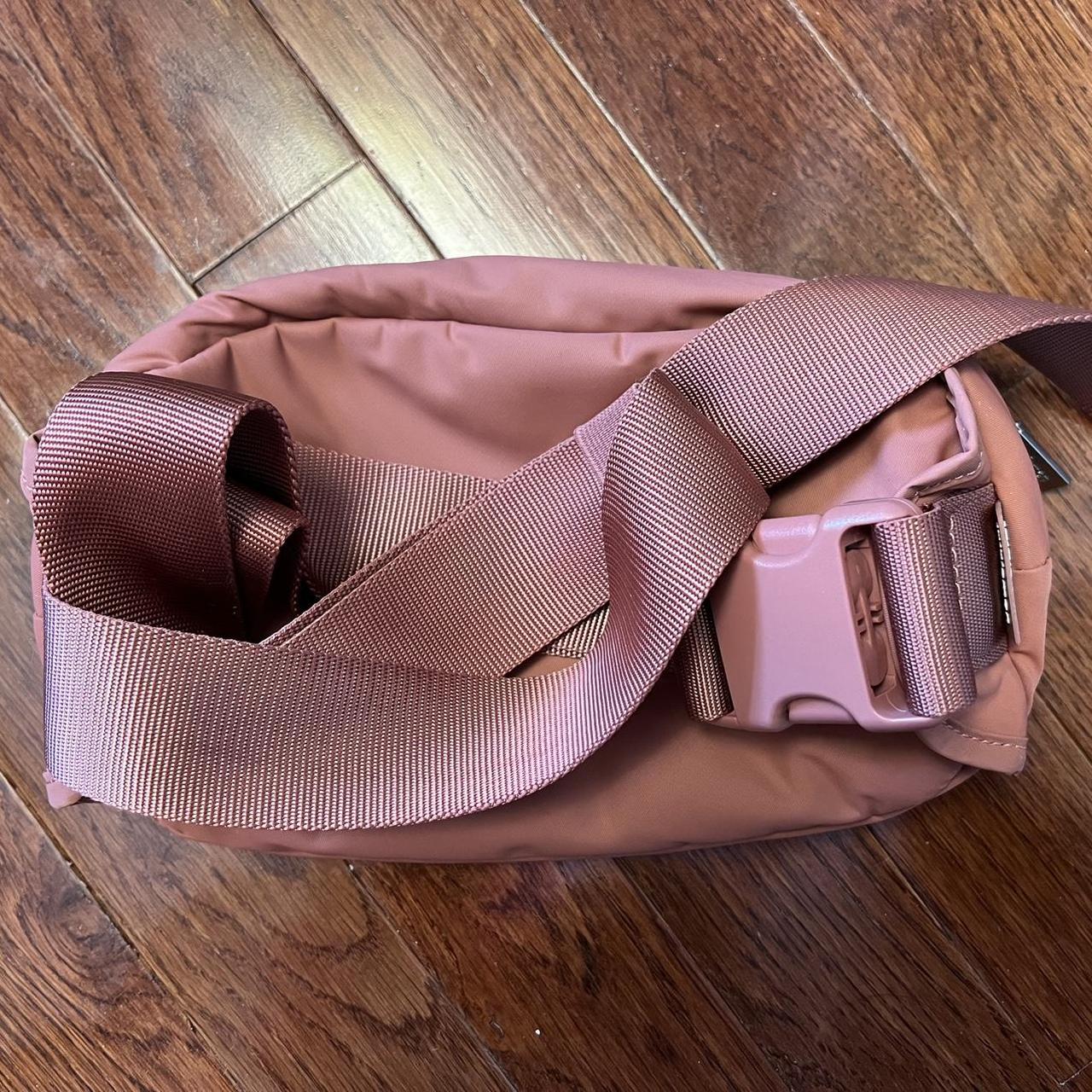 Lululemon Wunderlust Belt Bag (Large) in sold Brier Rose