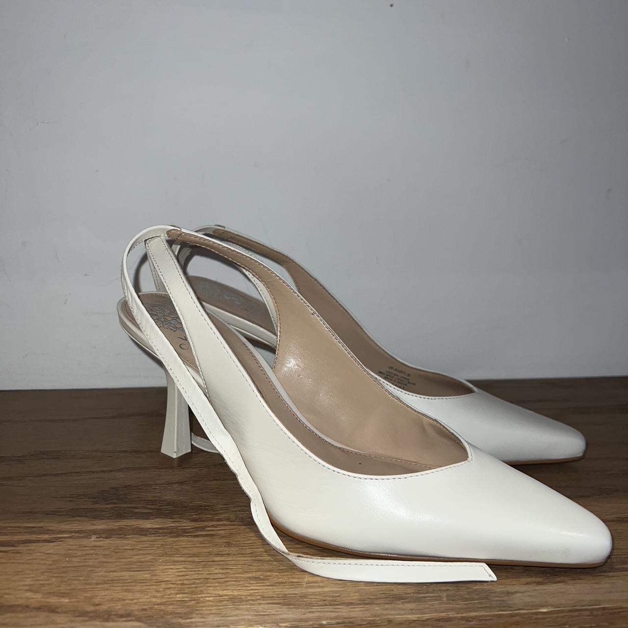 Vince Camuto Women's Cream and White Courts (2)