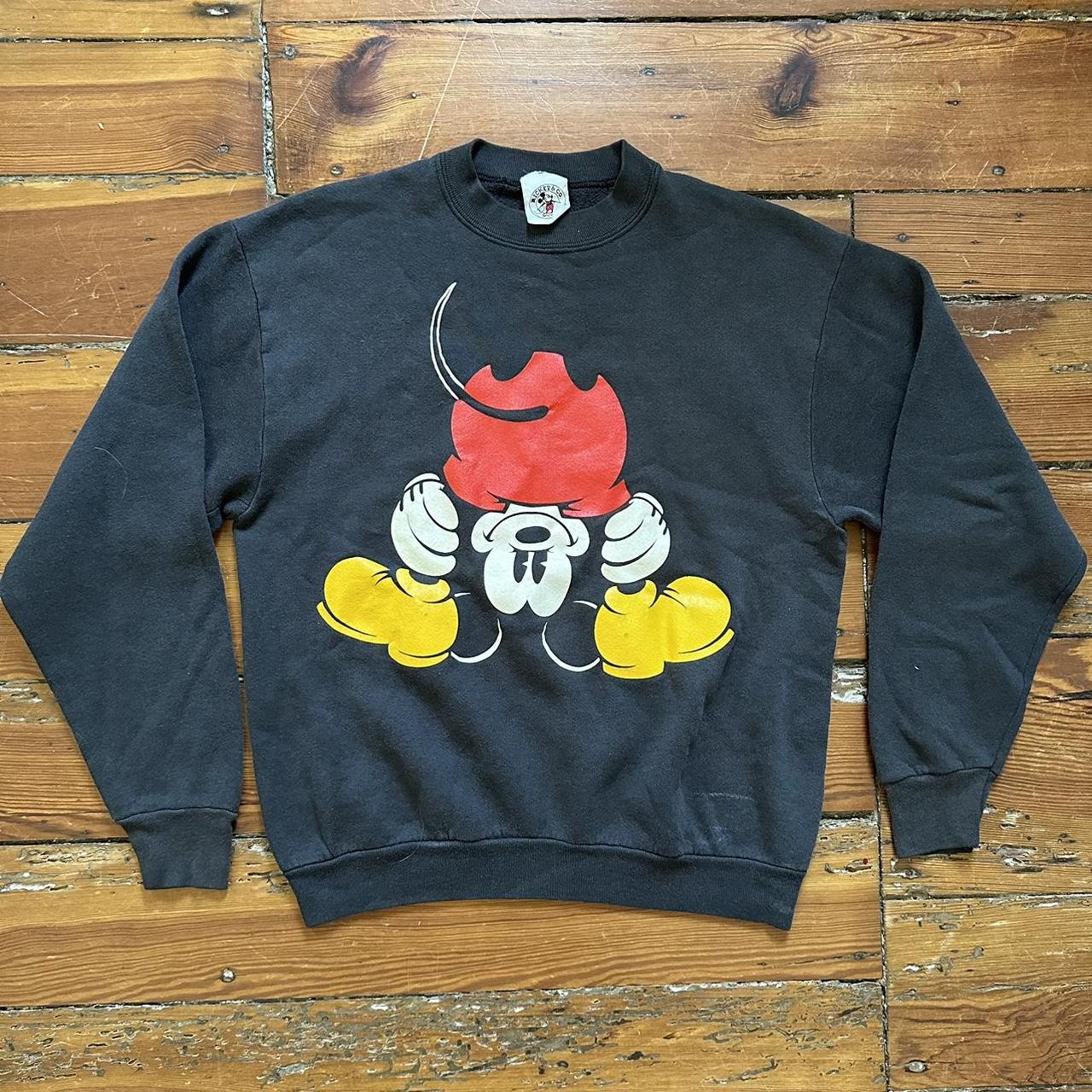 Vintage 90s Mickey USA Disney Store T-shirt Cool - Depop