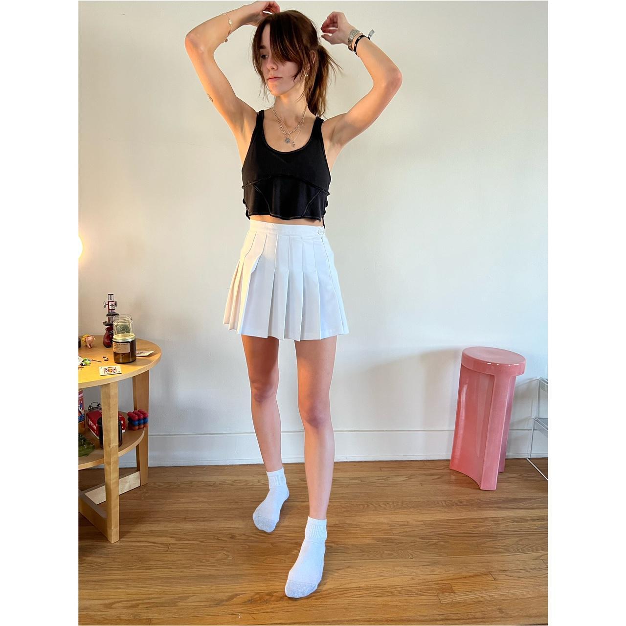 White pleated tennis skirt best sale american apparel