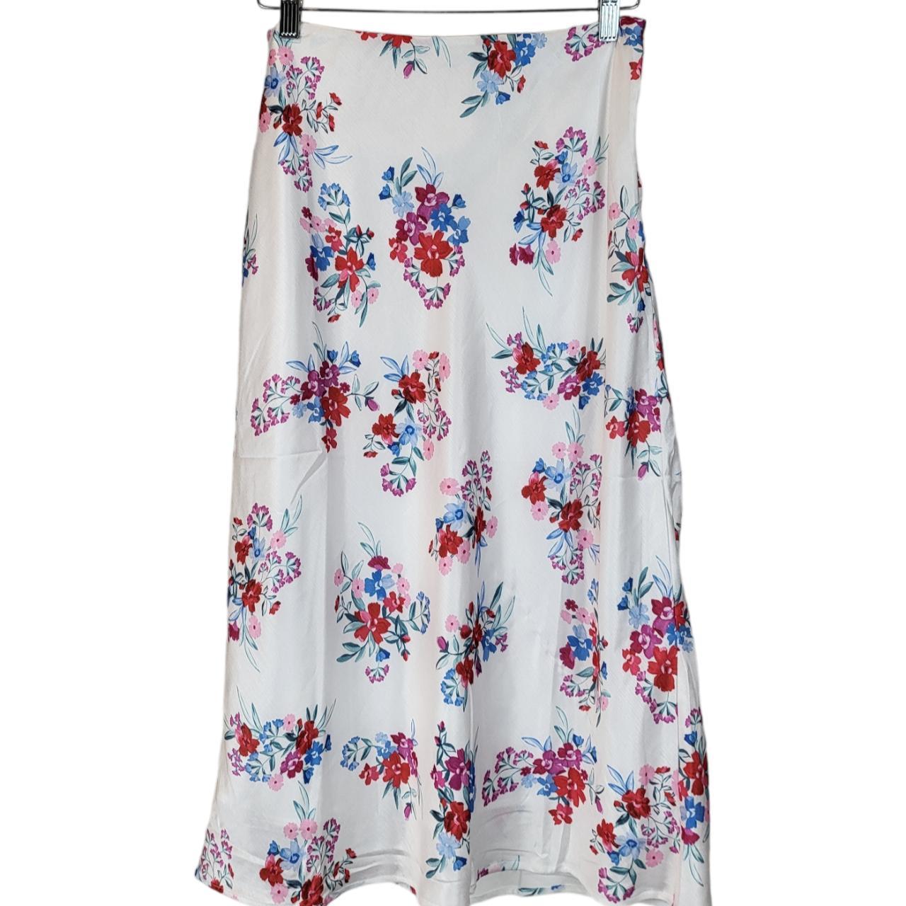 White Floral Bias Midi Skirt | Size 12 This bias... - Depop