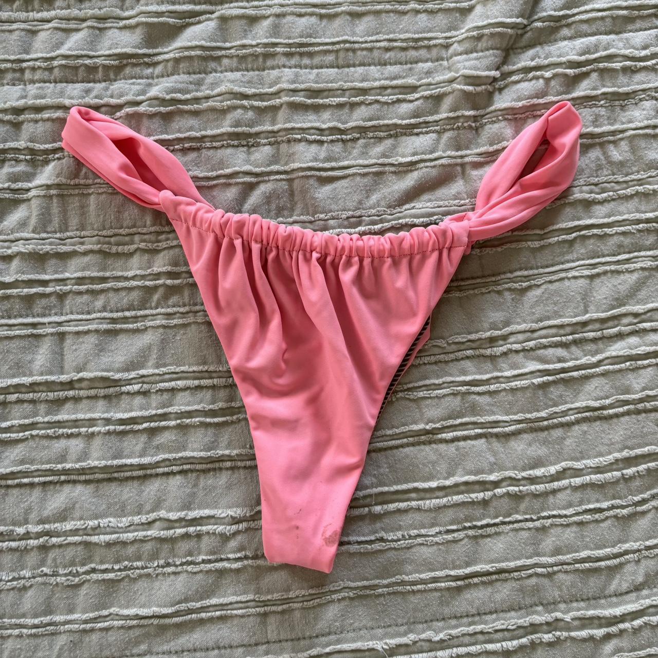 item listed by pepperlilliannn