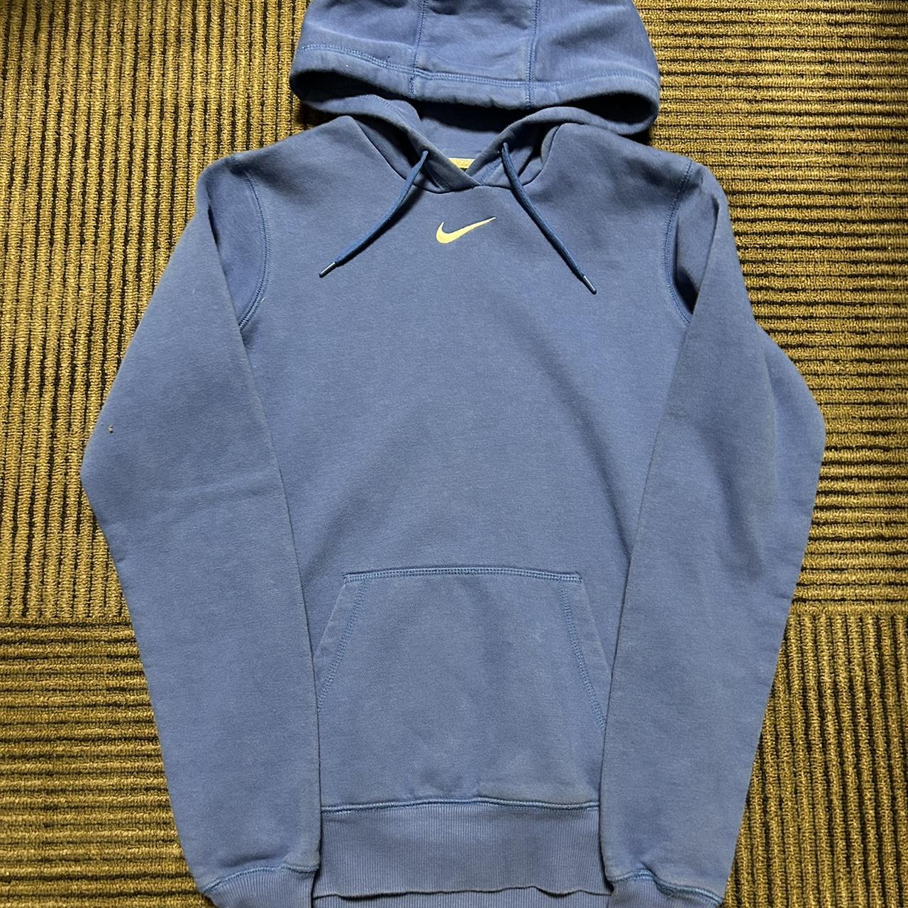 nike hoodie center swoosh