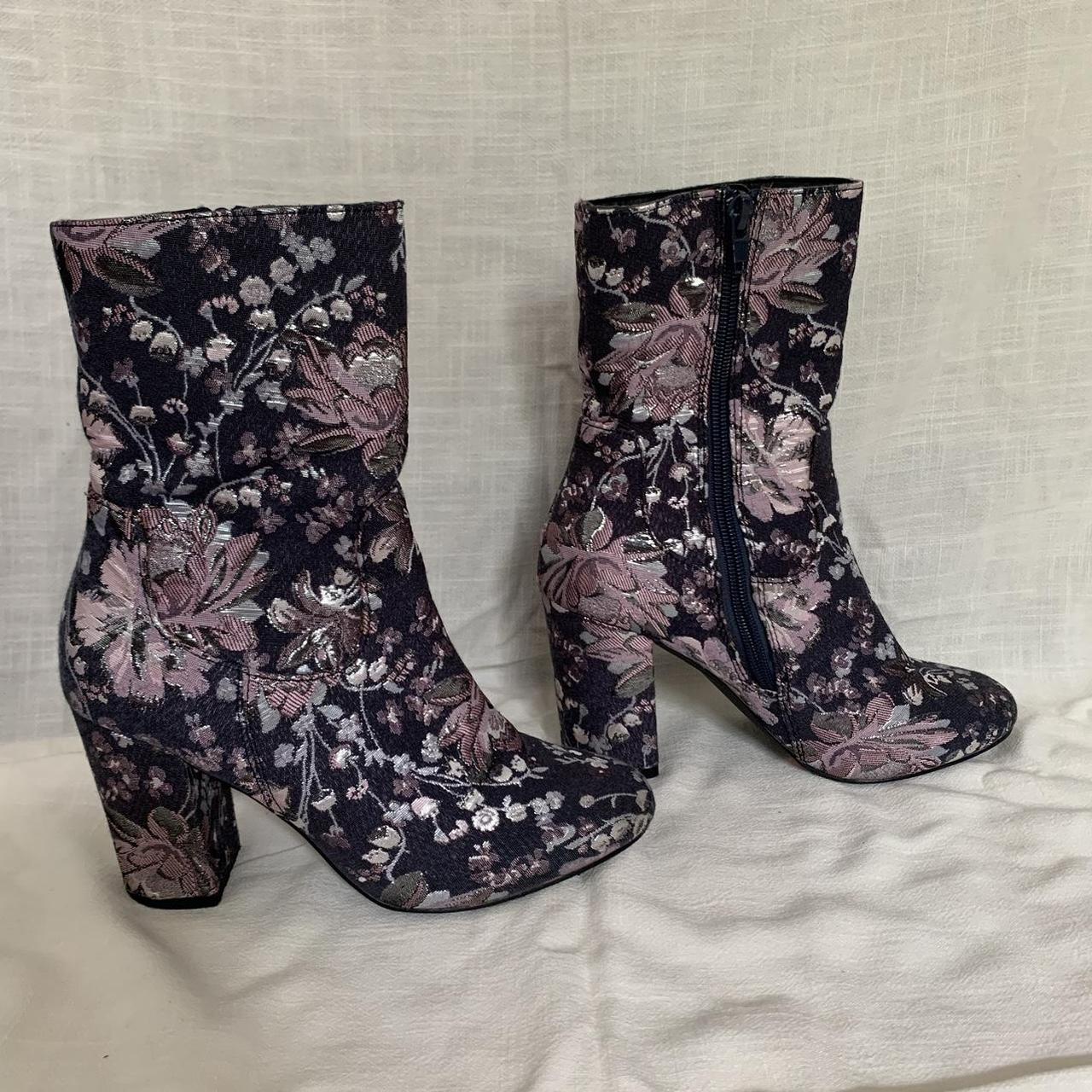 Floral pattern ankle boots. Size 6. Light purple/... - Depop