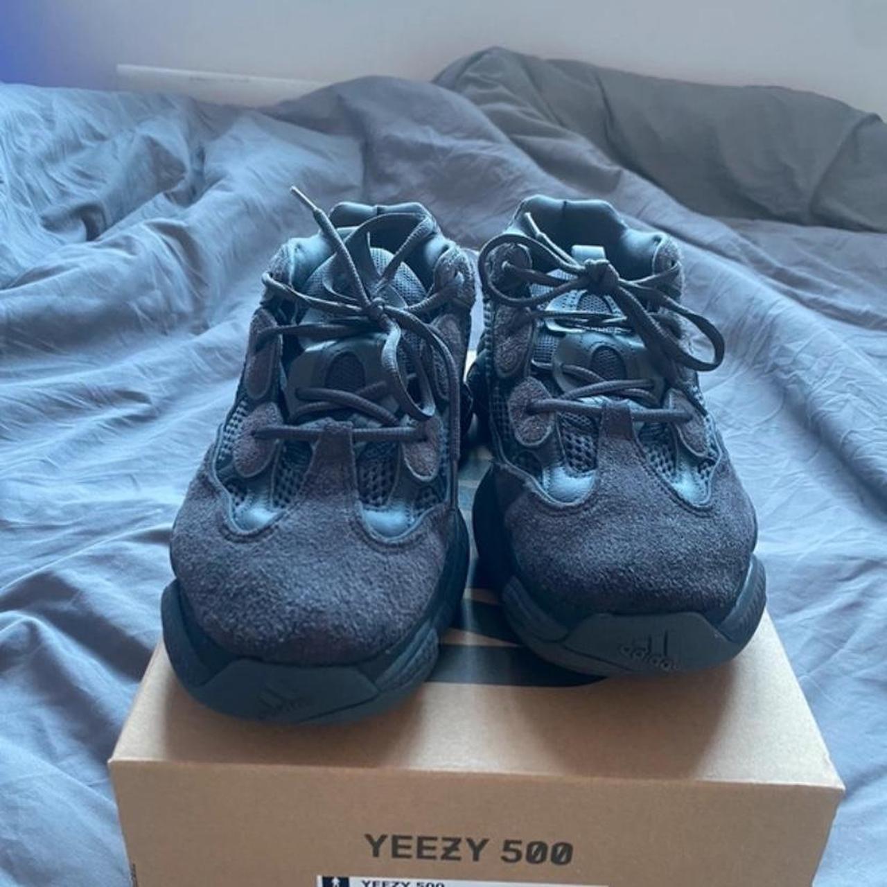 yeezy 500 black 10.5