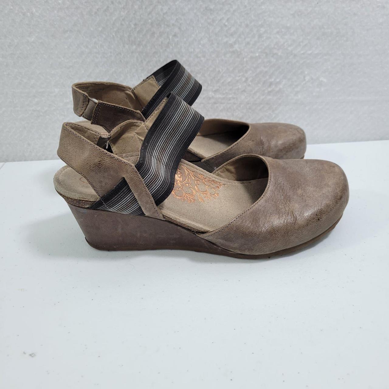 aetrex mary jane shoes