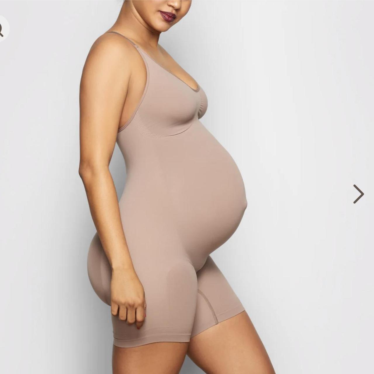 SKIMS Maternity Sculpting Bodysuit Mid Thigh Onyx - Size L/XL 