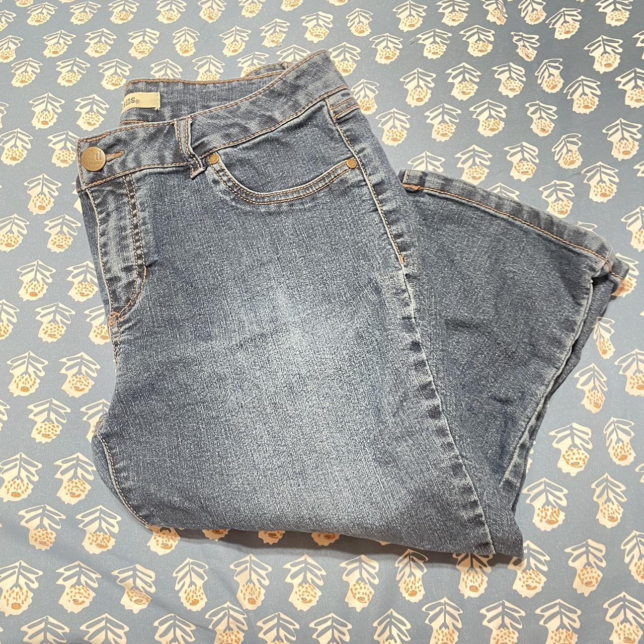 Vintage jeans! (Capri style) - beautiful design on... - Depop