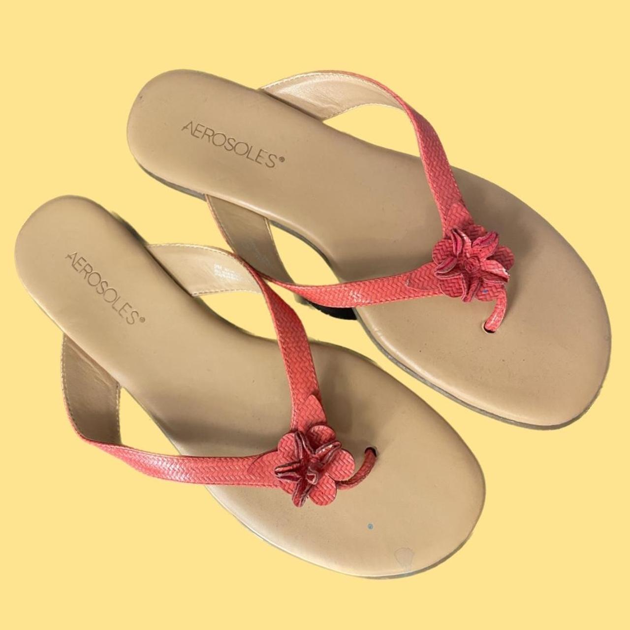 Aerosoles discount flip flops