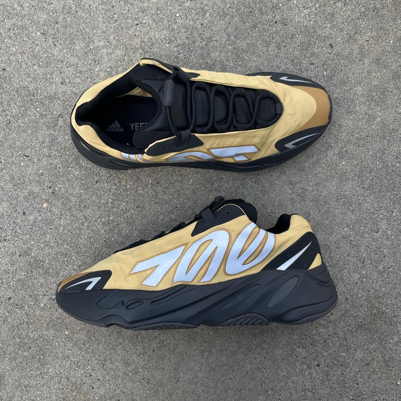 yeezy boost 700 mnvn honeyflux