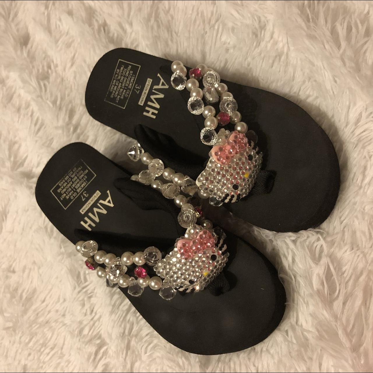 Hello Kitty Women's Sandals | Depop